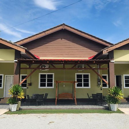 Nipah Homestay Kuala Besut Bagian luar foto